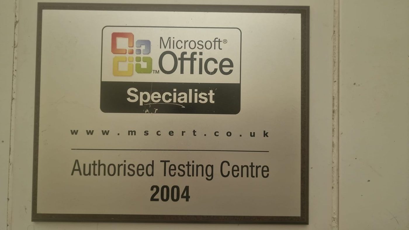 Microsoft Office Specialist Authorised Testing Centre plaque, 2004